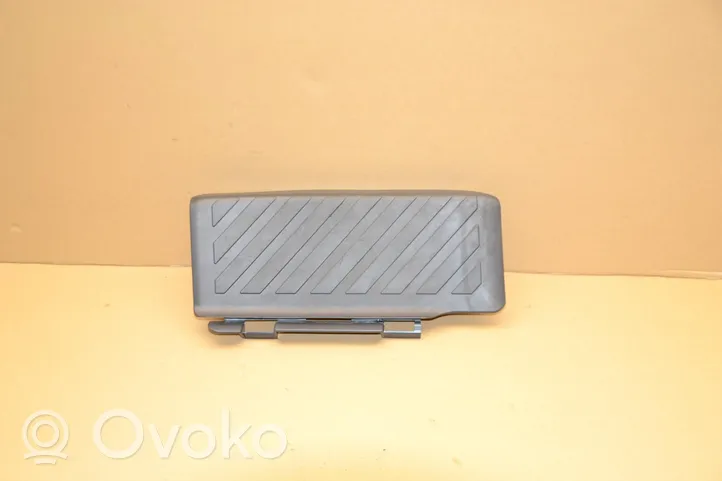 Skoda Kodiaq Podnóżek 5Q1864777C