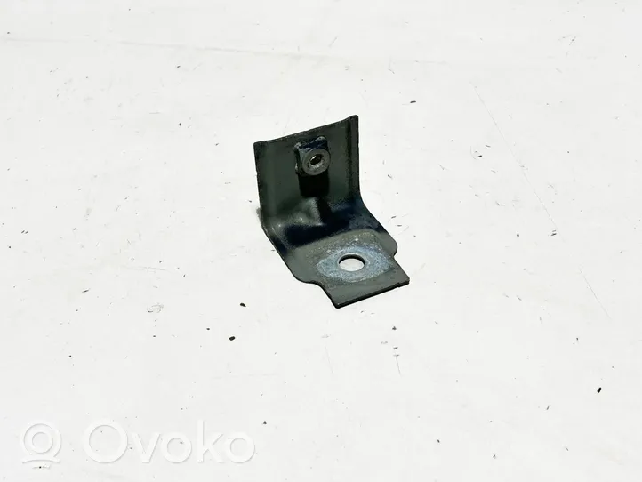 Volkswagen Golf VII Supporto di montaggio del parafango 5G0809561