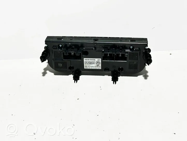 Volkswagen Golf VII Panel klimatyzacji 5GE907044AN