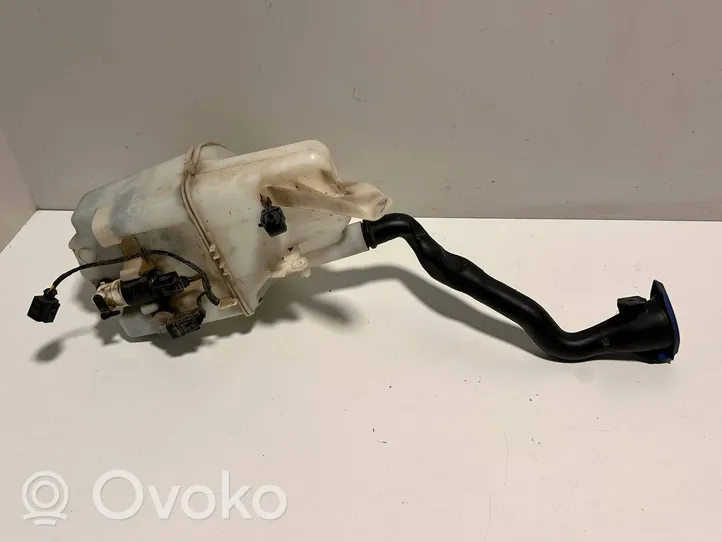 Volvo S60 Windshield washer fluid reservoir/tank 31253219