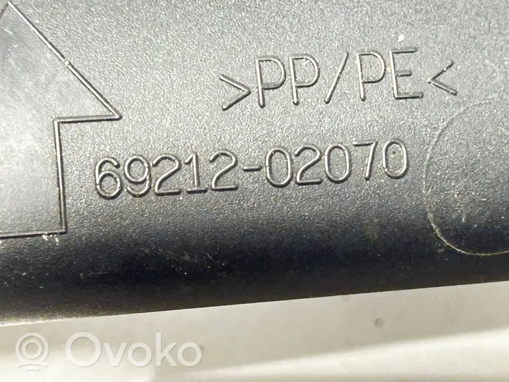 Toyota Verso Altra parte interiore 6921202070