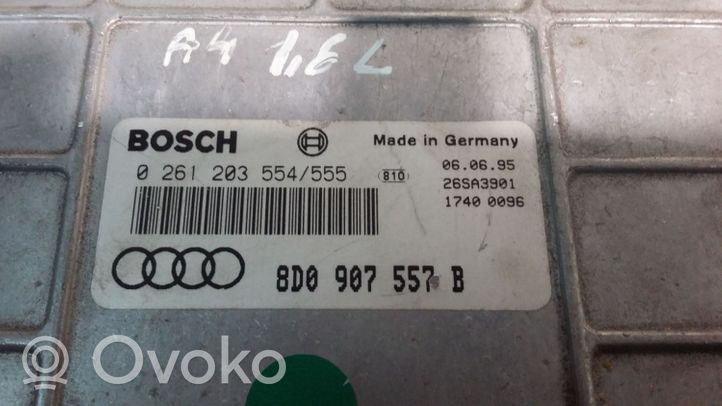 Audi A4 S4 B5 8D Sterownik / Moduł ECU 8D0907557B