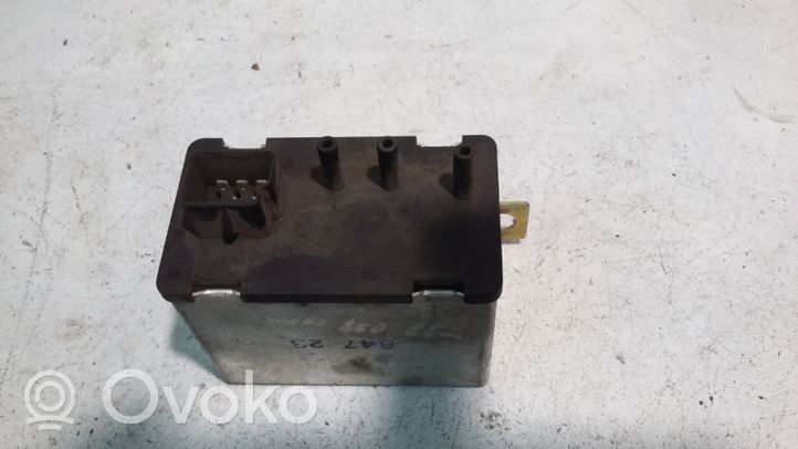 Audi 100 200 5000 C3 Unité de commande / module ECU à répartition de couple 893919173