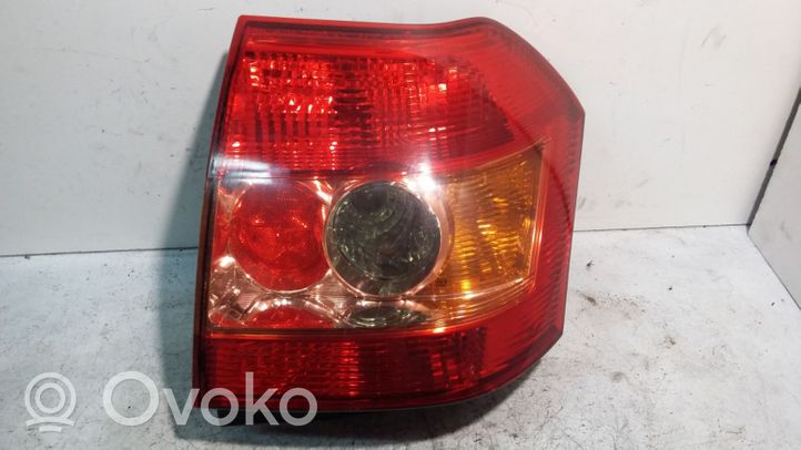 Toyota Corolla E120 E130 Lampa tylna 02100