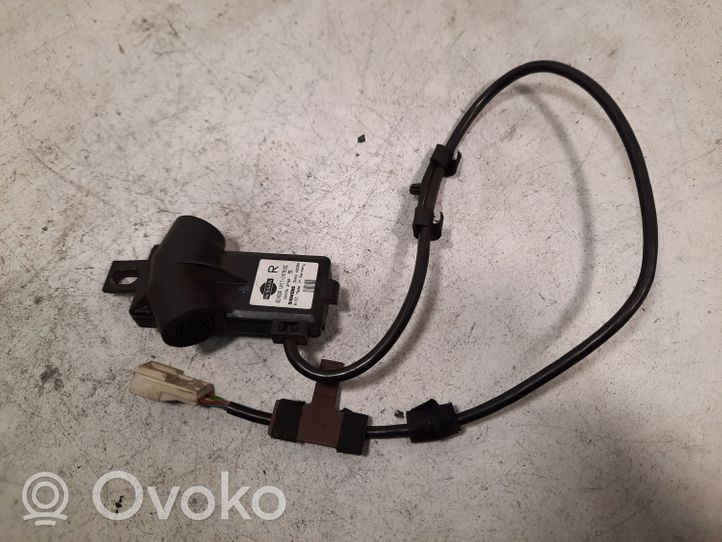 Nissan Primera Alarma sensor/detector de movimiento 5WK46030A