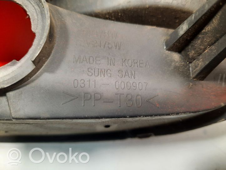 Daewoo Nubira Feux arrière / postérieurs 9117