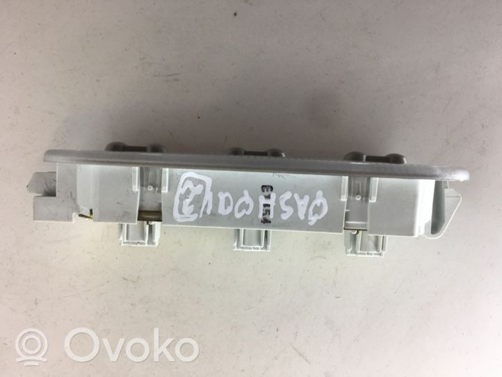 Nissan Qashqai Illuminazione sedili posteriori 8200073234