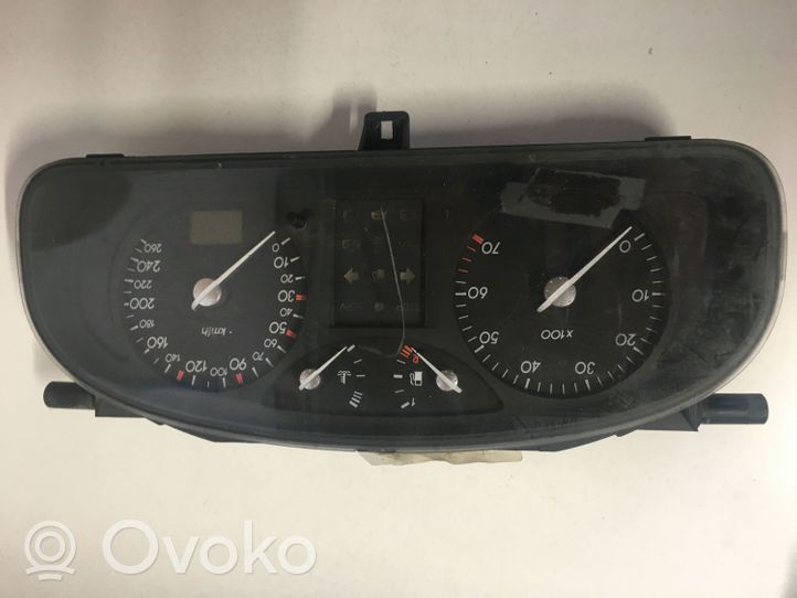 Renault Laguna II Compteur de vitesse tableau de bord 8200218861