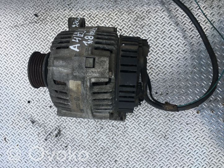 Audi A4 S4 B5 8D Generatore/alternatore 