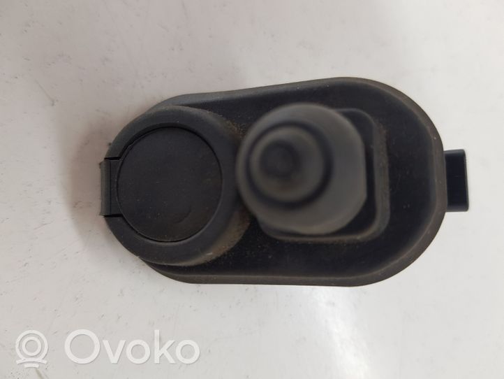 Honda CR-V Front door sensor 