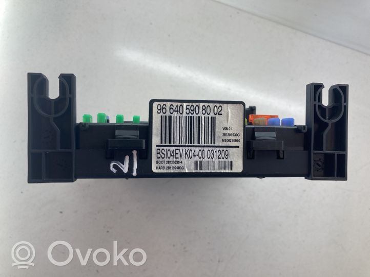 Peugeot 5008 Module de fusibles 96640598002