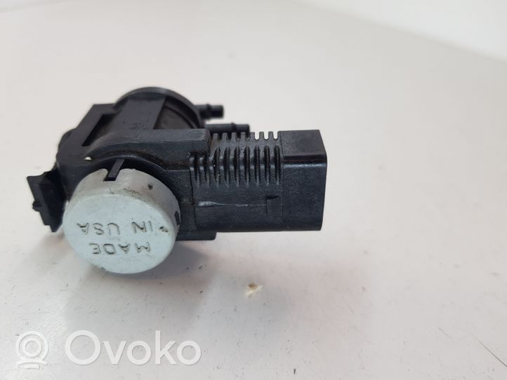 Skoda Rapid (NH) Turboahtimen magneettiventtiili 1K0906283A