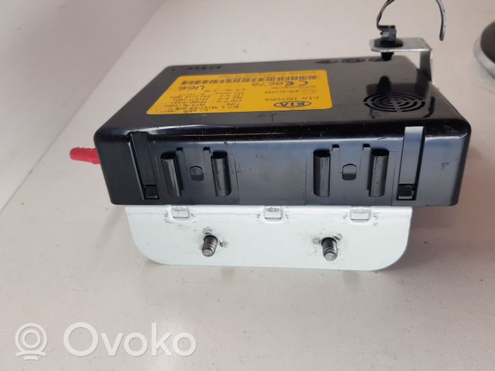 KIA Sportage Oven keskuslukituksen ohjausyksikön moduuli 49187TU001