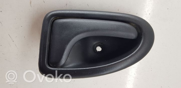 Nissan Primastar Priekinė atidarymo rankenėlė vidinė 8200028995