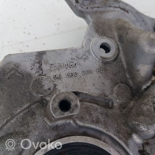 Peugeot 5008 Pompe à huile 9686038880