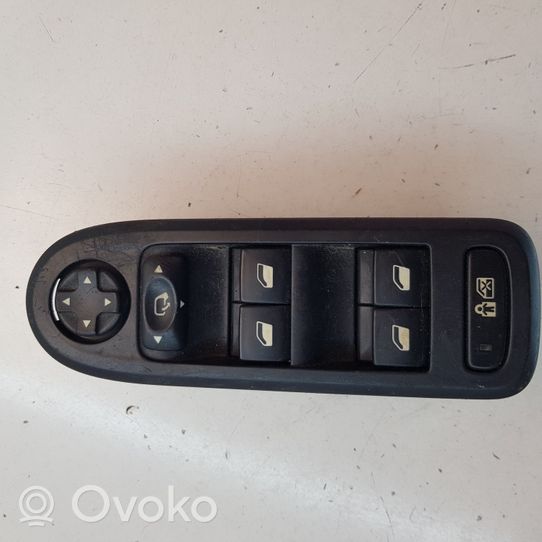 Citroen C5 Interruttore di controllo dell’alzacristalli elettrico 96599975XT