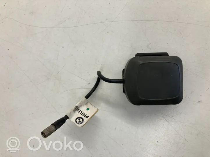 BMW 3 E46 GPS-pystyantenni 2836728