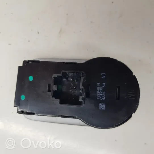 Opel Zafira C Light switch 13294819