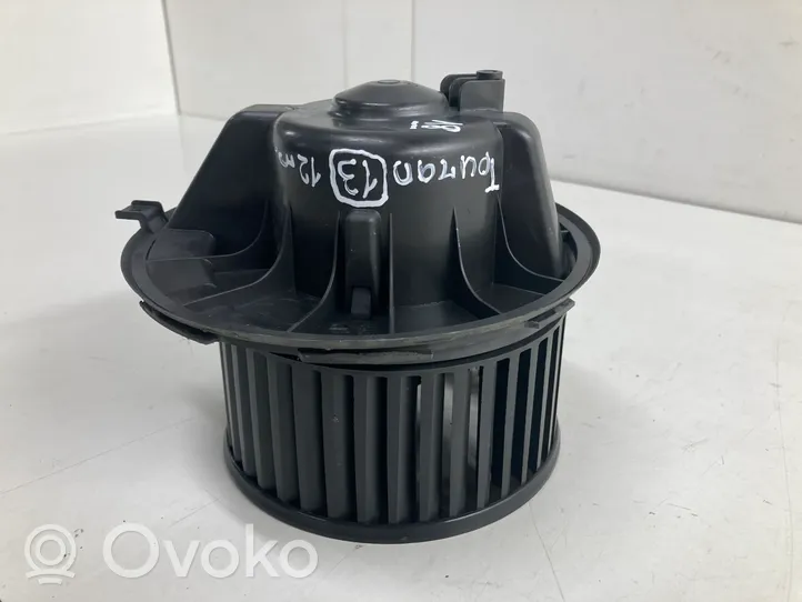 Volkswagen Touran II Ventola riscaldamento/ventilatore abitacolo 1K2819015C