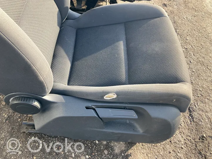 Volkswagen Touran II Sėdynių komplektas 