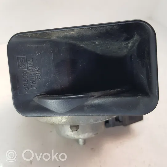 Volkswagen PASSAT B8 Horn signal 3Q0951211