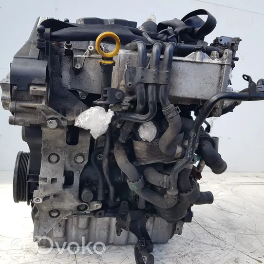 Volkswagen PASSAT B8 Moottori CRL