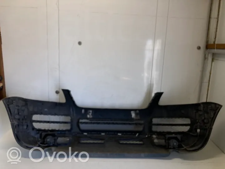 Volkswagen Touareg I Paraurti anteriore 7L6807061