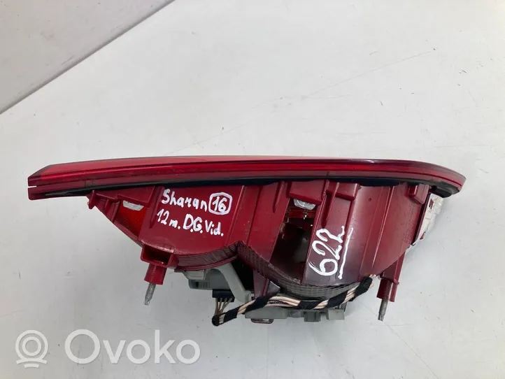 Volkswagen Sharan Tailgate rear/tail lights 7N0945094J