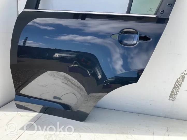 KIA Sportage Rear door 