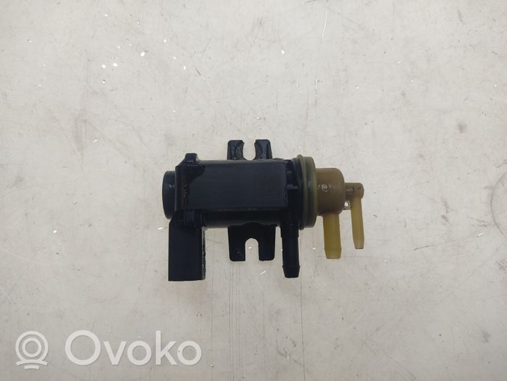 Volkswagen Jetta VI Electrovanne Soupape de Sûreté / Dépression 1K0906627B