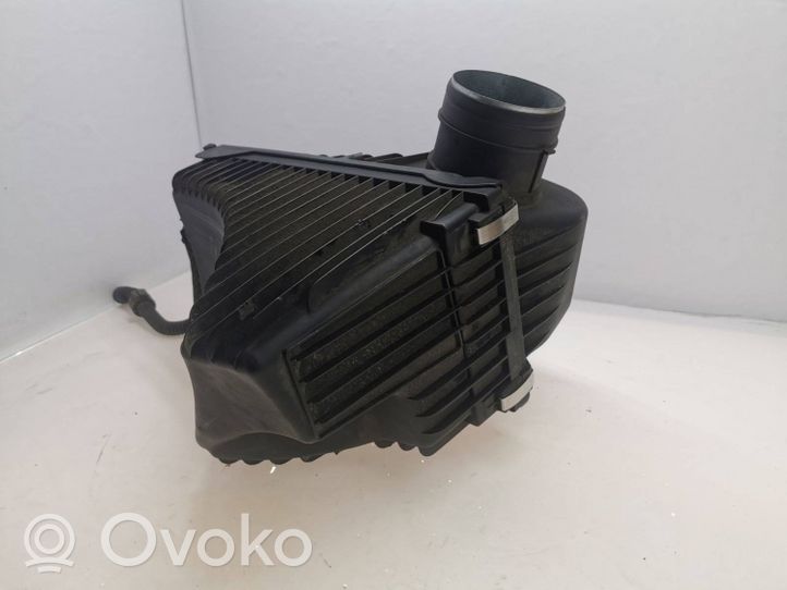 Volkswagen Touareg II Filtro dell’aria 7P0129607B