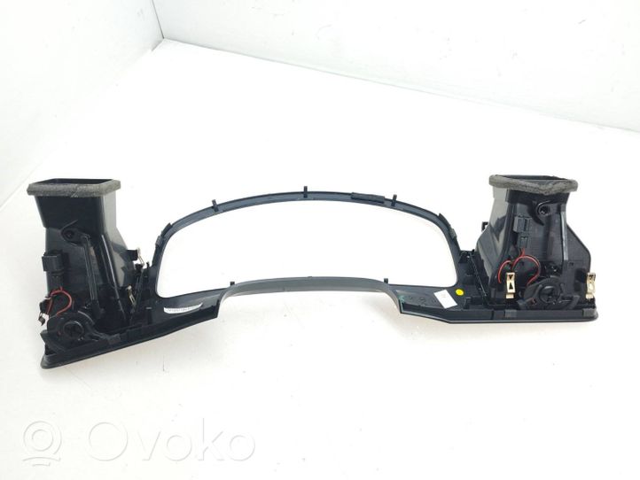 Volkswagen Touareg II Cornice cruscotto 7P1857189B