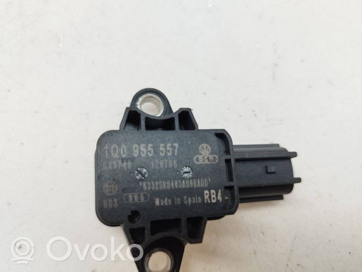 Volkswagen Eos Airbag deployment crash/impact sensor 1Q0955557