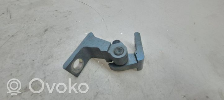 Volkswagen Sharan Rear door lower hinge 7N0831402