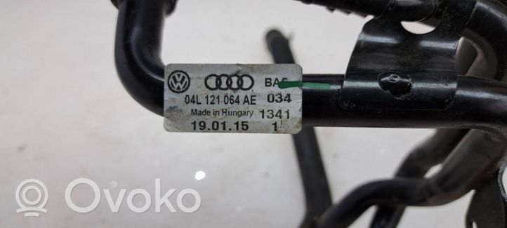 Volkswagen PASSAT B8 Tubo di aspirazione dell’aria 04L121064AE