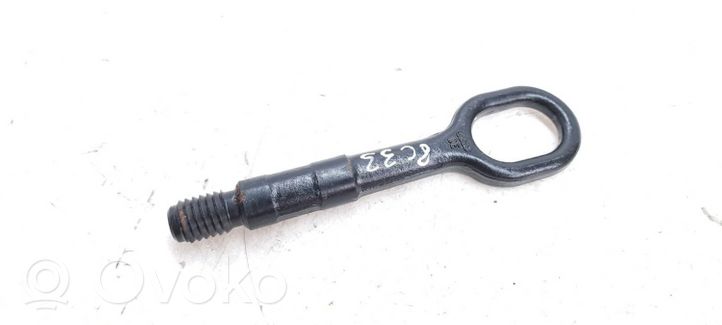 Volkswagen PASSAT CC Towing hook eye 8K0805615