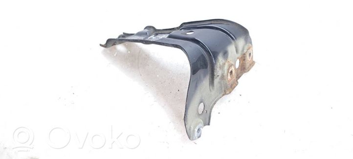 Volkswagen PASSAT CC Supporto di montaggio del parafango 3C8821142