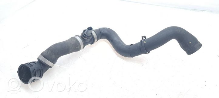 Volkswagen Touareg II Tuyau de liquide de refroidissement moteur 7L8121115