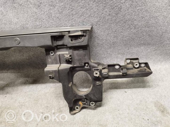 Volkswagen Touareg II Staffa del pannello di supporto del radiatore parte superiore 7P6805594