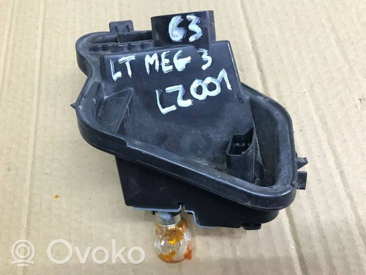 Renault Megane III Porte ampoule de feu arrière 265550010r