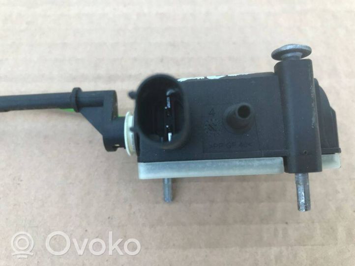 BMW 7 F01 F02 F03 F04 Serratura del tappo del serbatoio del carburante 7200674