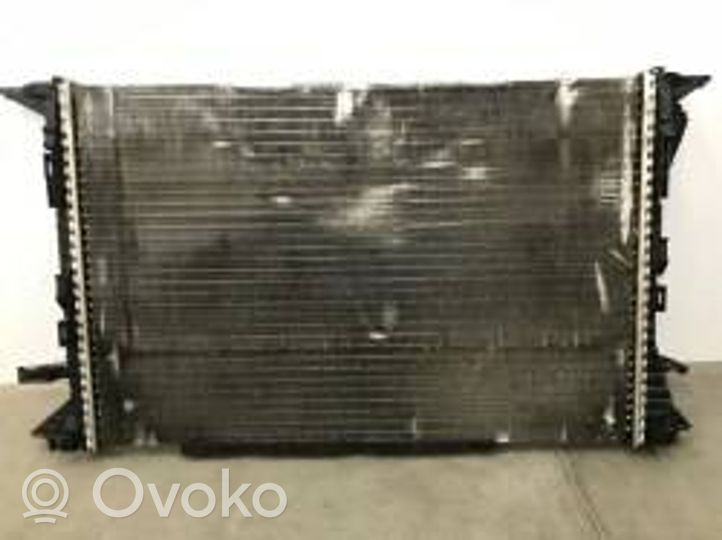 Audi A4 S4 B9 Coolant radiator 8k0121251r