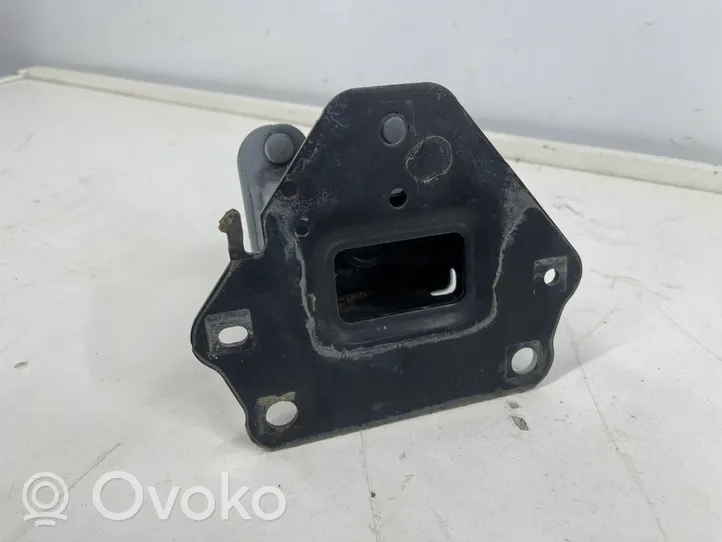 Nissan Qashqai J12 Traversa di supporto paraurti posteriore 