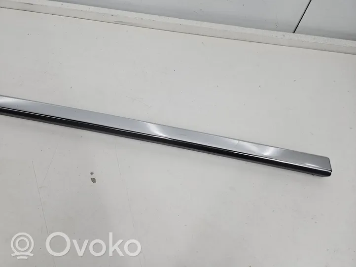 Volvo S90, V90 Apdaila priekinių durų (moldingas) 31447623