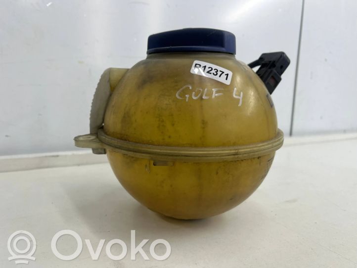 1j0121403b Skoda Octavia Mk1 (1U) Coolant expansion tank/reservoir, 8.73 € RRR