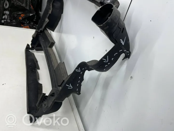 Mercedes-Benz GL X164 Radiatoru dekoratīvā apdare a1645000416