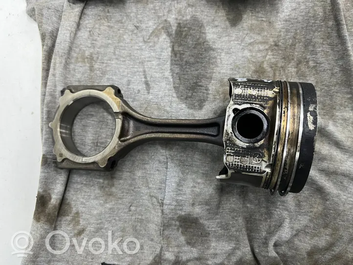 Mazda CX-5 Piston avec bielle SH01