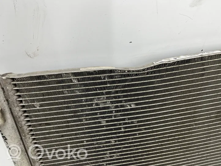 Opel Movano B Radiador de refrigeración del A/C (condensador) 921007845r