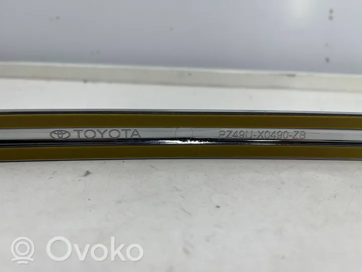 Toyota RAV 4 (XA40) Spojler klapy tylnej / bagażnika pz49u-x0490-zb