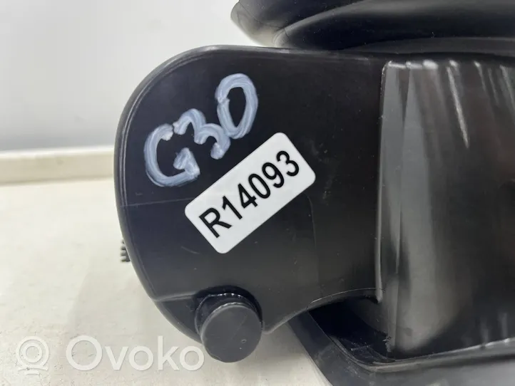 BMW 5 G30 G31 Sportello del serbatoio del carburante 7387939